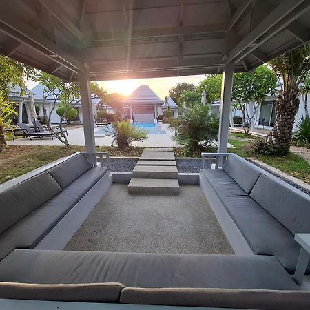Thiptara Resort - Adults Only Bãi biển Bãi biển Mae Nam Ngoại thất bức ảnh