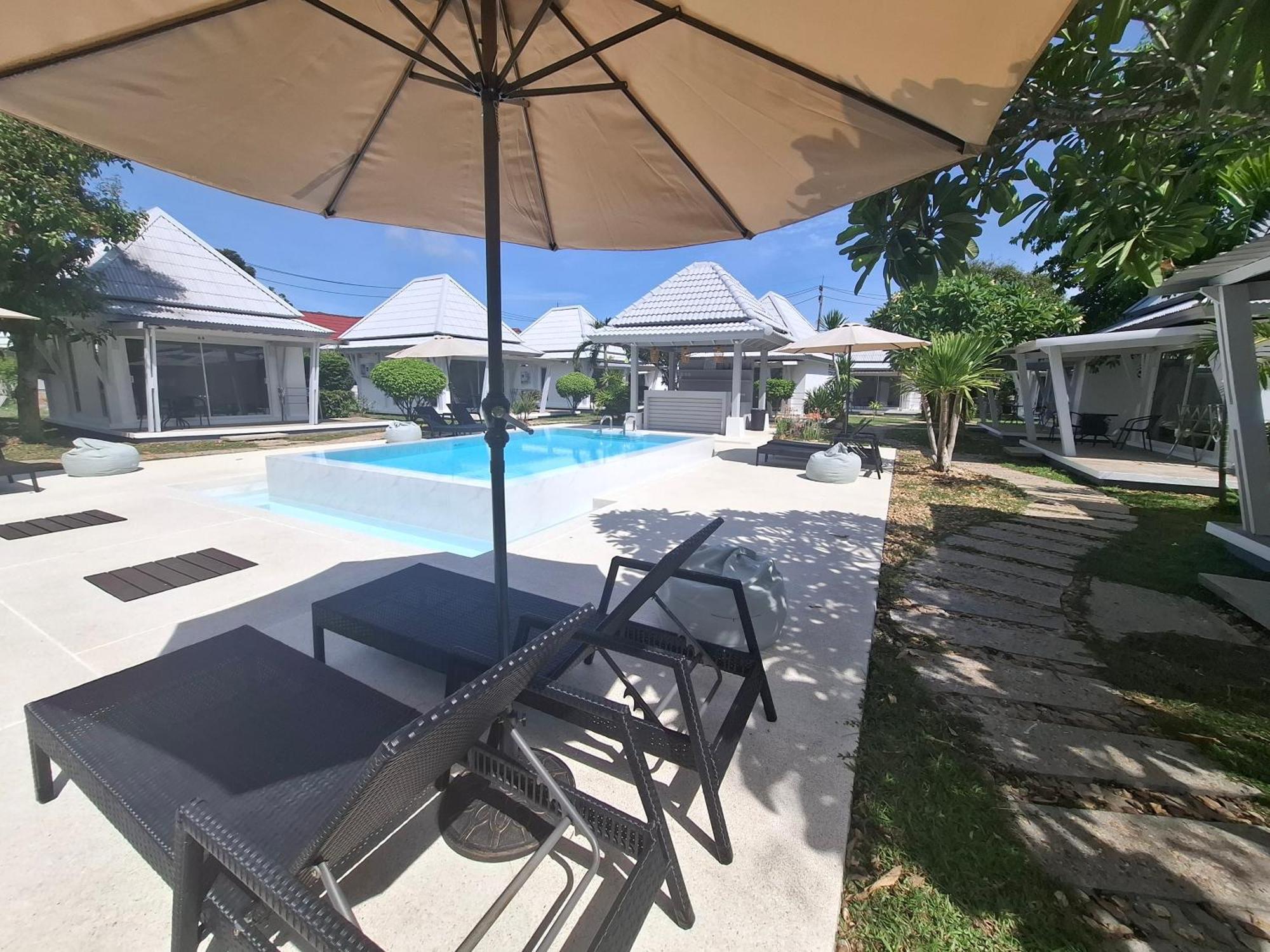 Thiptara Resort - Adults Only Bãi biển Bãi biển Mae Nam Ngoại thất bức ảnh